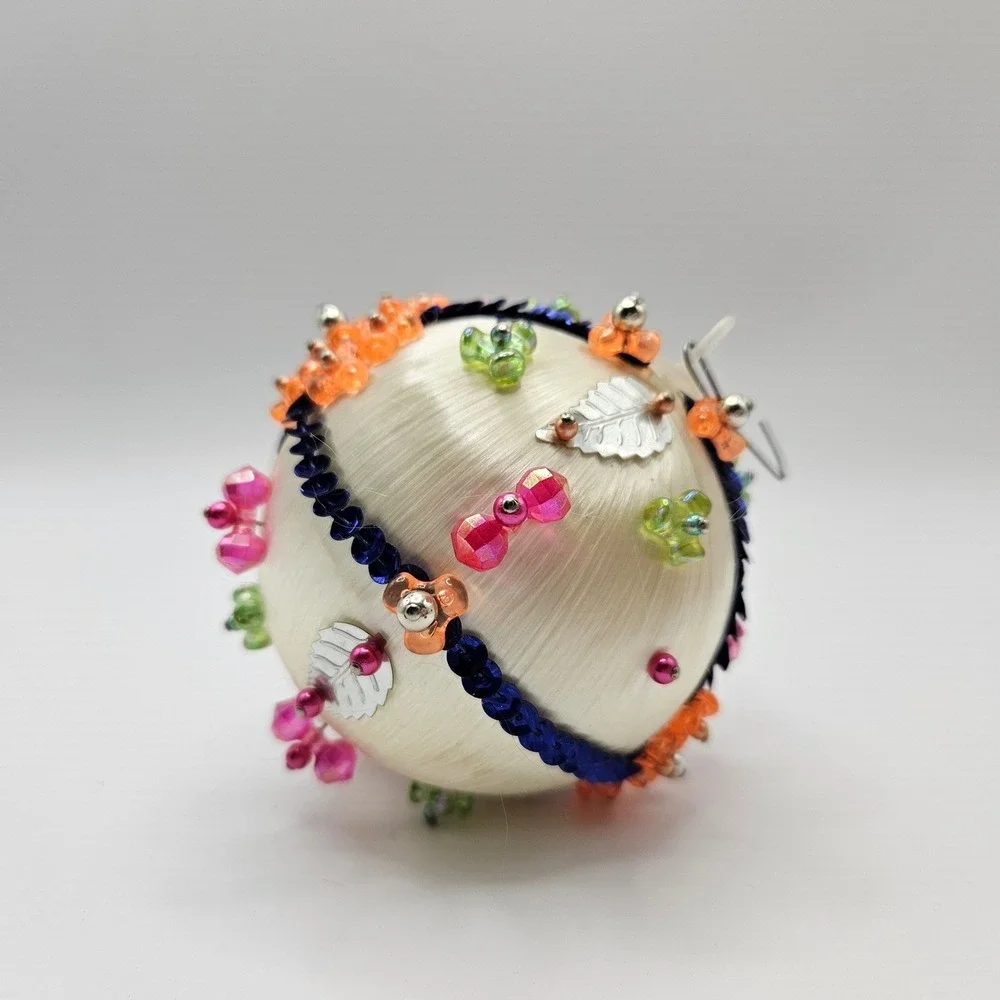 Vintage Handmadd Beaded Christmas‎ Ornament Holiday Decoration, White Colorful